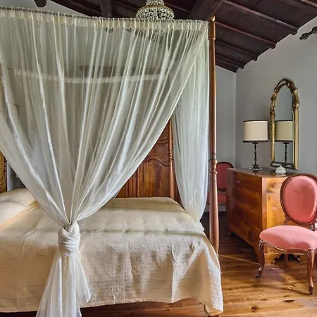 Villa Casale Conte Jacopo 6 *